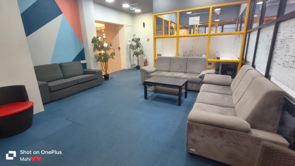 AISHWI Workplace View 3